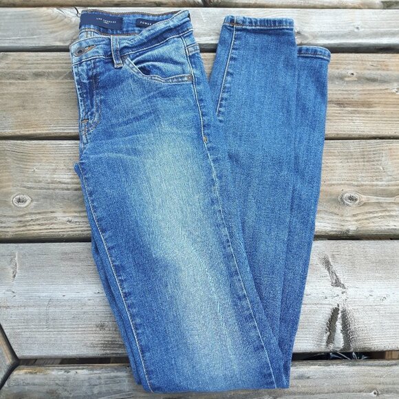 Guess Los Angeles 1981 Jeans Power Curvy Mid 23 - Picture 1 of 8